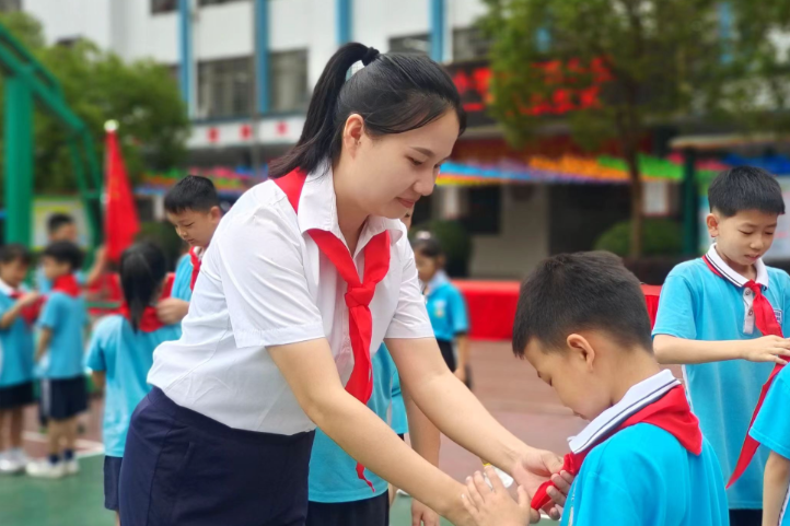 【耒阳站】实验小学金杯塘分校：266名学生加入中国少年先锋队